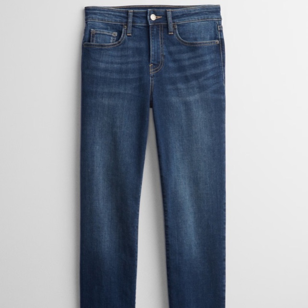 Women’s Gap Classic Straight Jeans